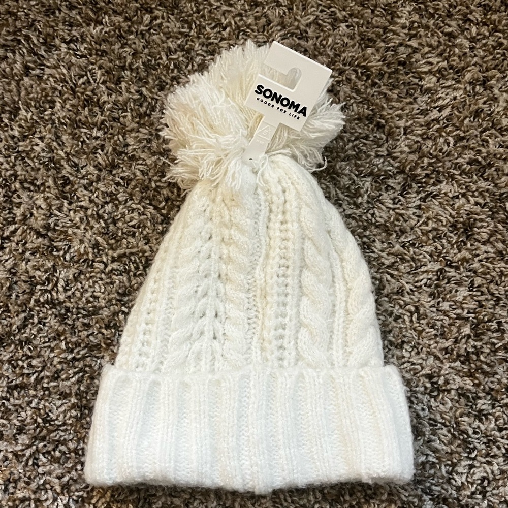 NWT Sonoma (Kohl’s) Knit Pom Beanie Hat